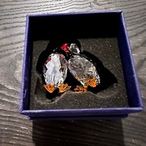Swarovski penguin figurine (genuine)